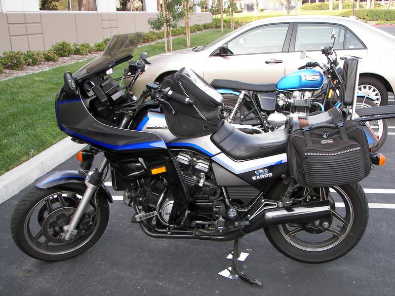 V65Sabre-BlueStreak-3.JPG (535203 bytes)